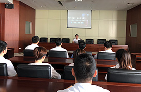 公司組織員工參加“樹立風(fēng)險意識，遠(yuǎn)離非法集資”投資者宣傳教育活動